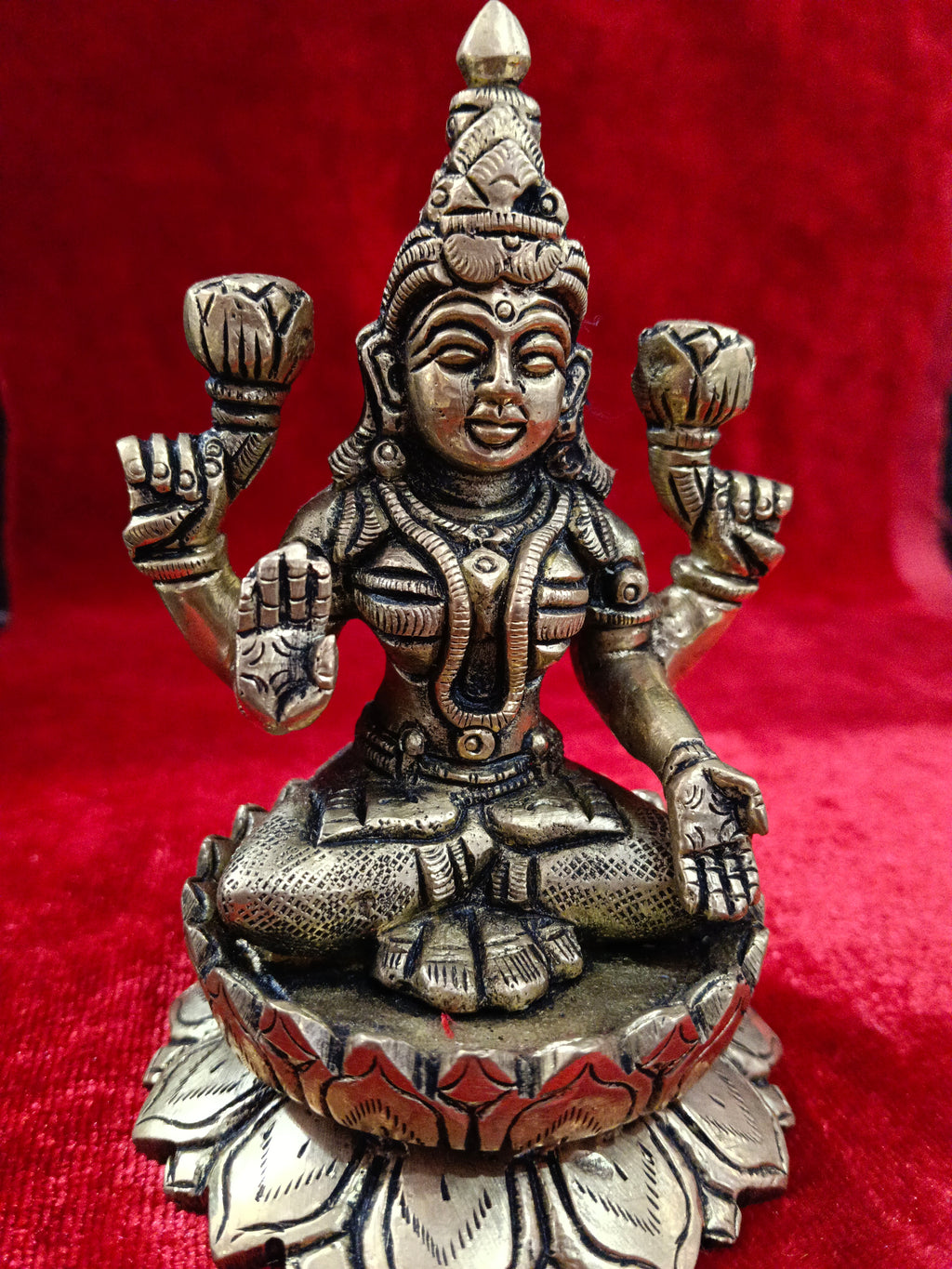 Premium brass antique Laxmi Mata on lotus (5 inch)