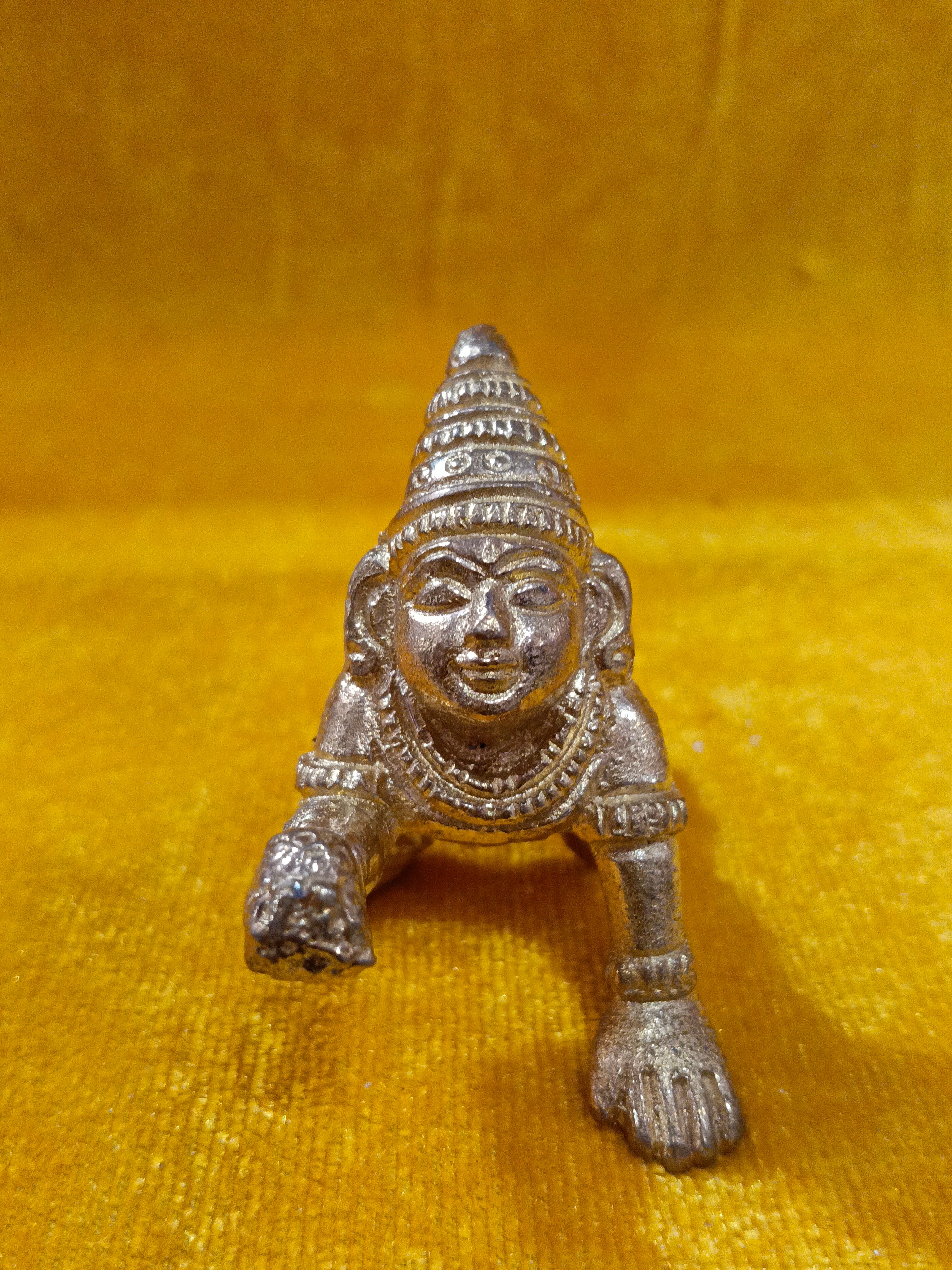 Pure Brass laddu Gopal balkrishna idol